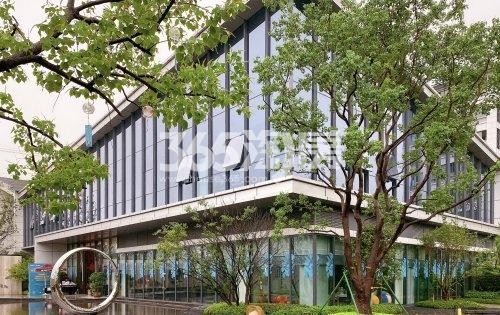 合肥雅郡售楼部外部景观实景图（2020.8.18）
