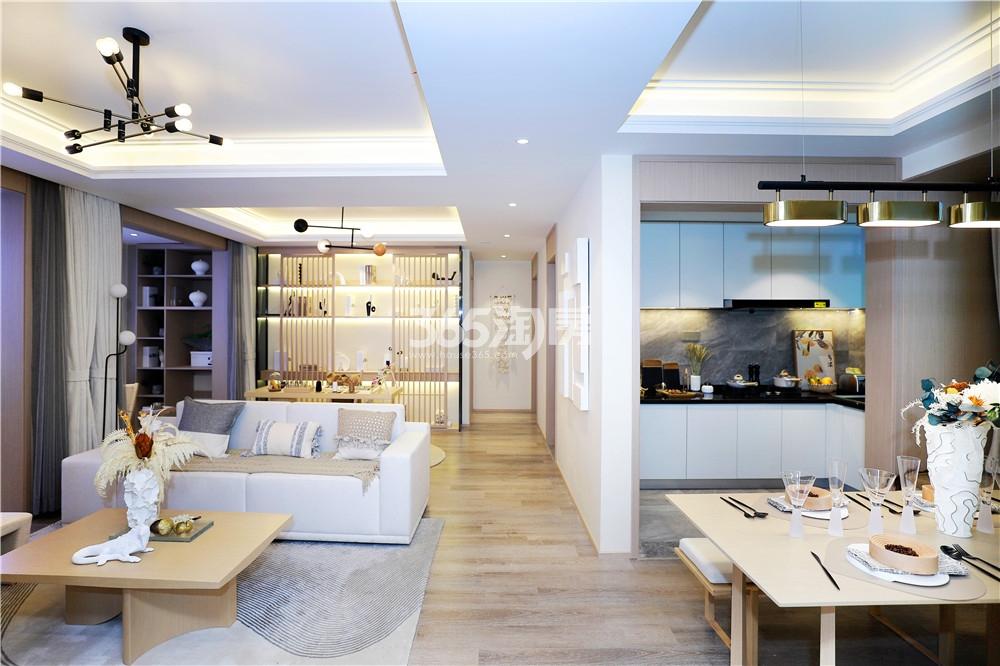 中交春风景里89㎡户型样板间过道