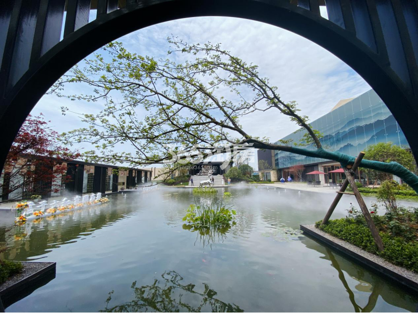 通和天誉实景示范区景观一角实景图（2020.12.22）