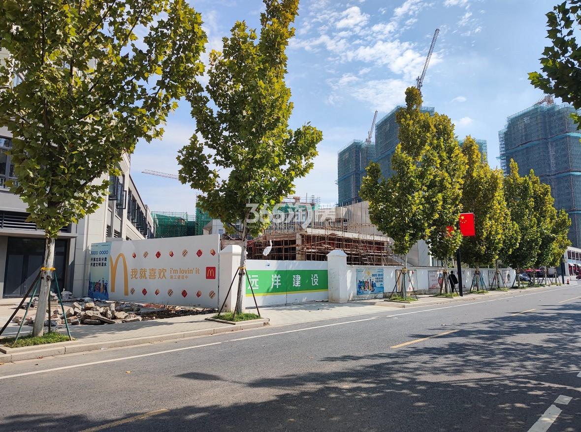 远洋万和四季配套远洋奇幻盒集建设进展（10.21）