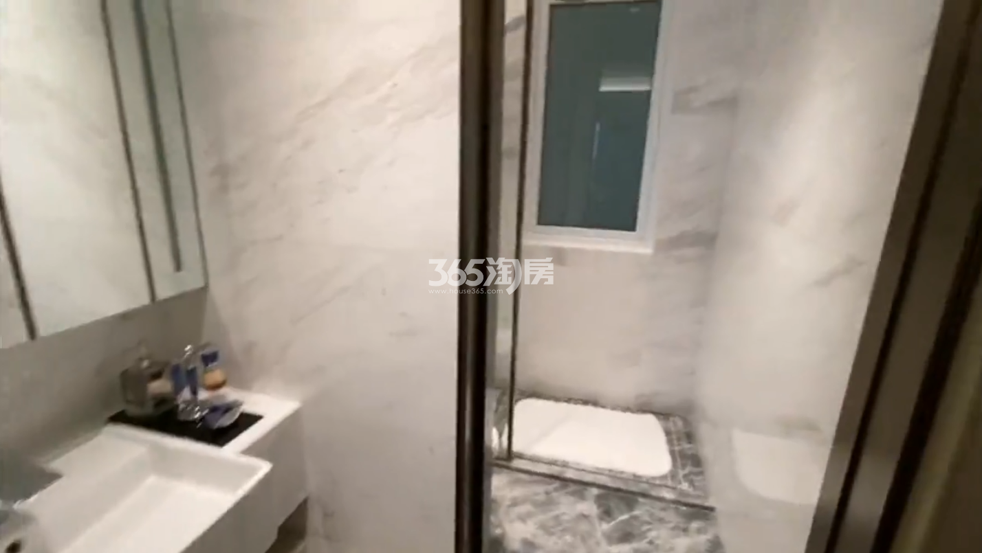 和悦庐鸣低密度多层E户型98㎡样板间——卫浴