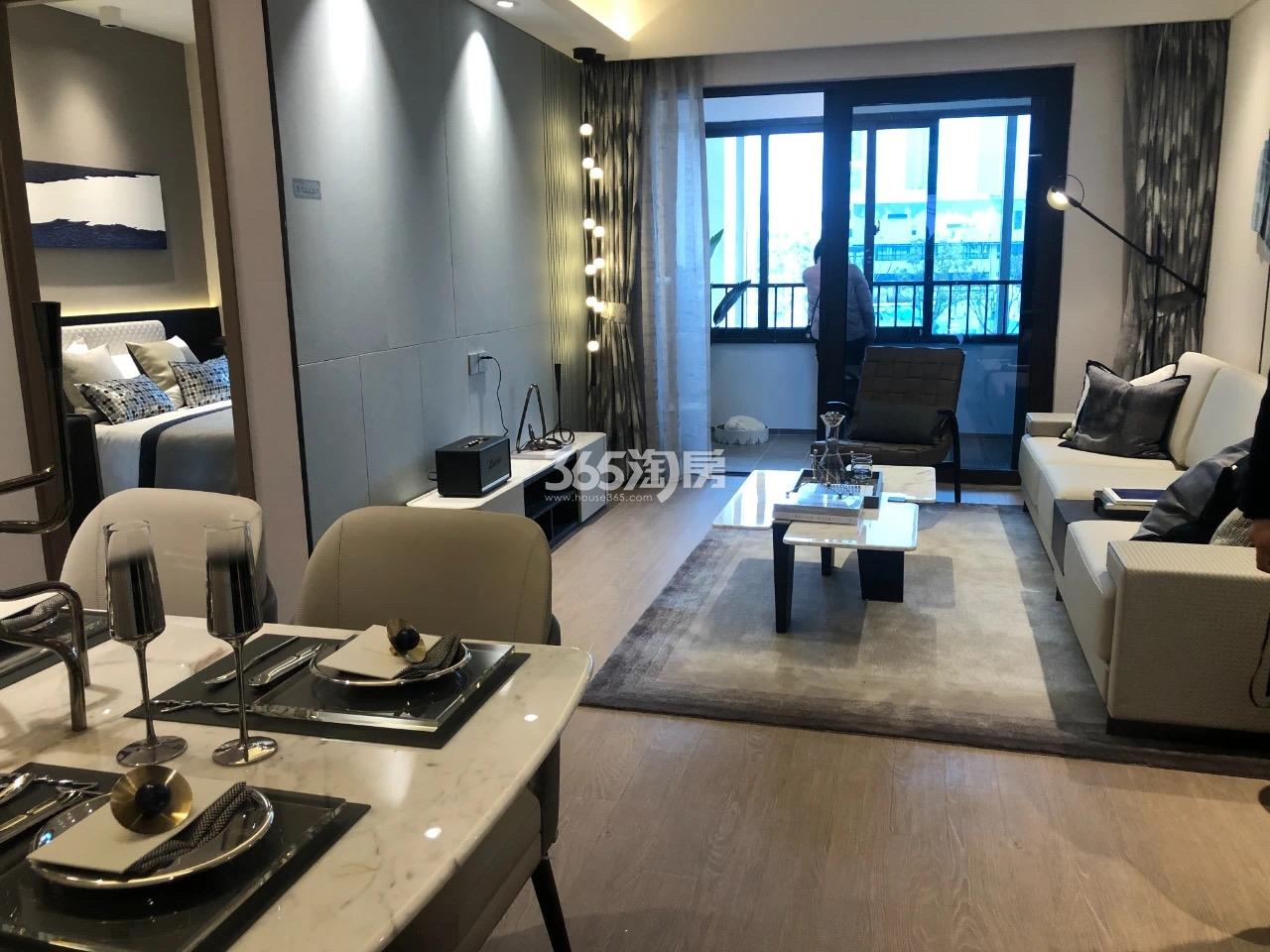 云望府“拾光”户型95㎡样板间客厅_南京云望府_南京新房网_365淘房