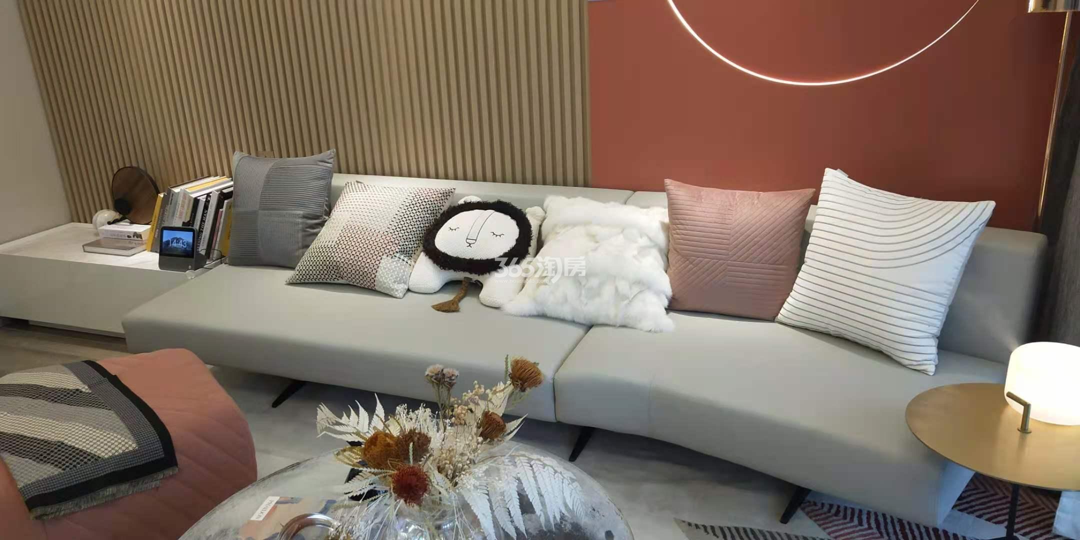 旭辉·吴门里86㎡户型客厅样板间