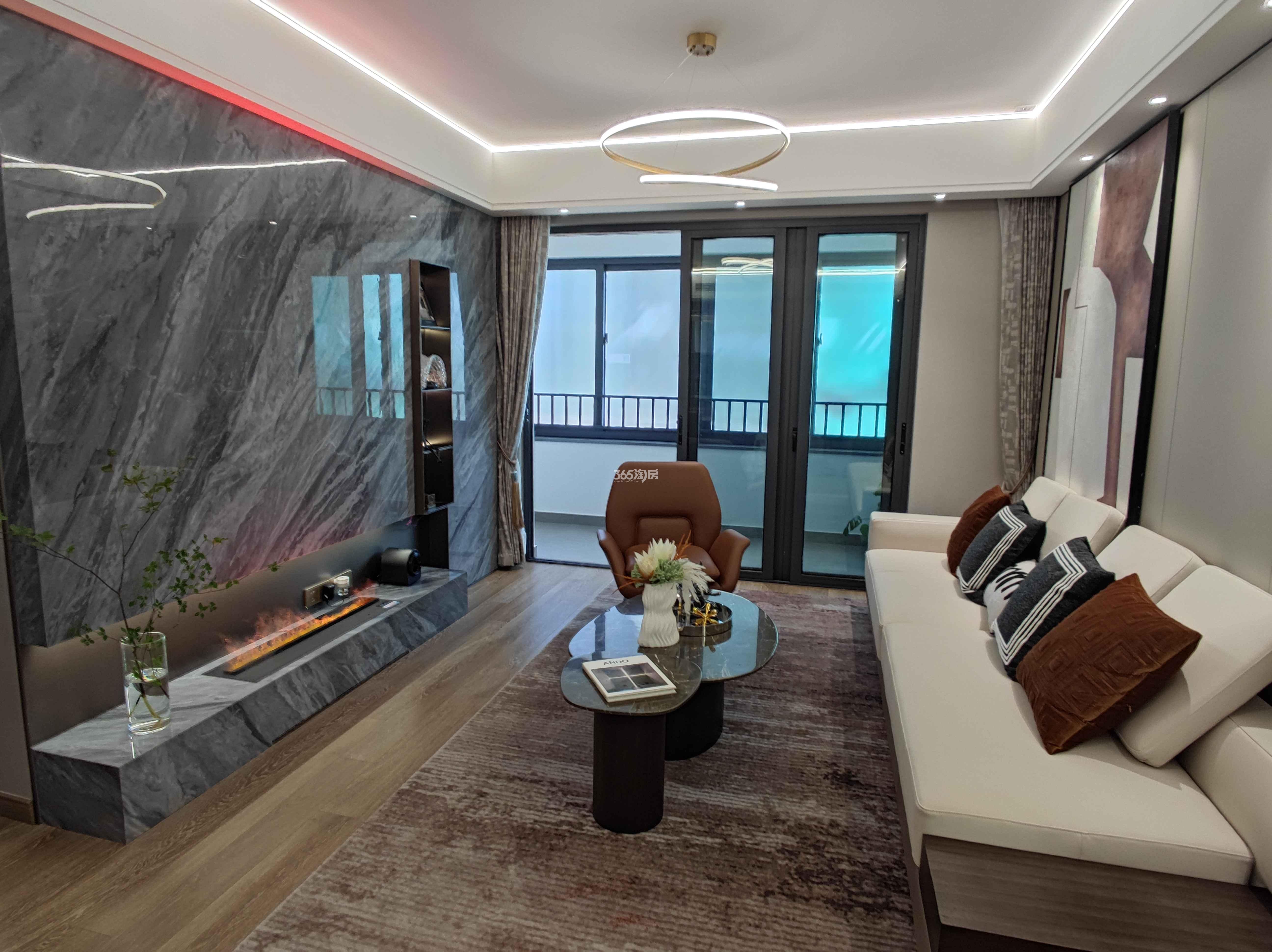 远洋万和方山望建面约108㎡B1样板间客厅