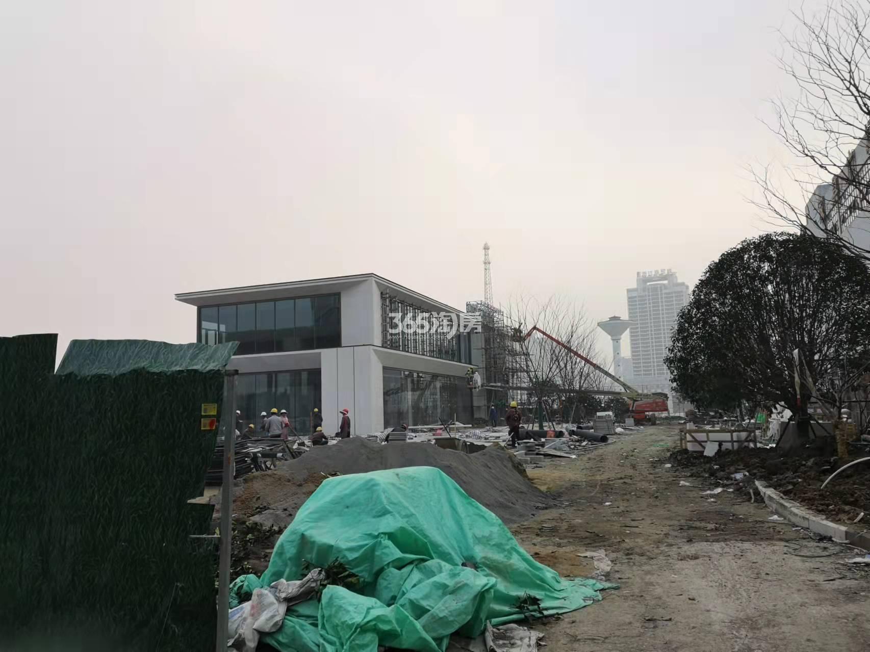 龙湖上城售楼部施工现场实景图（2022.1.13）