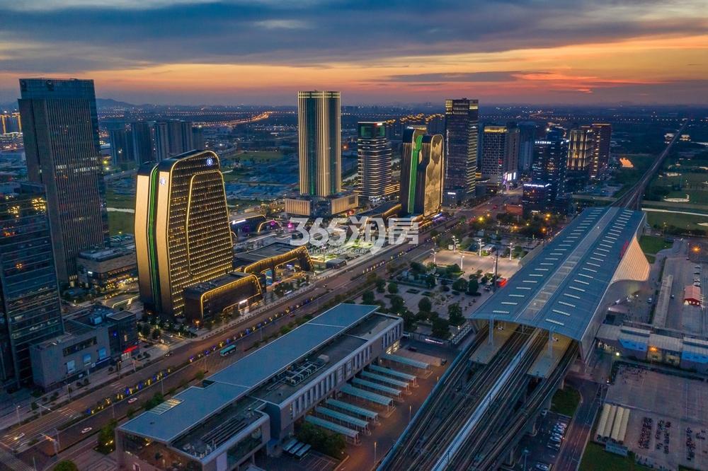 花语天境周边配套高铁新城CBD夜景图