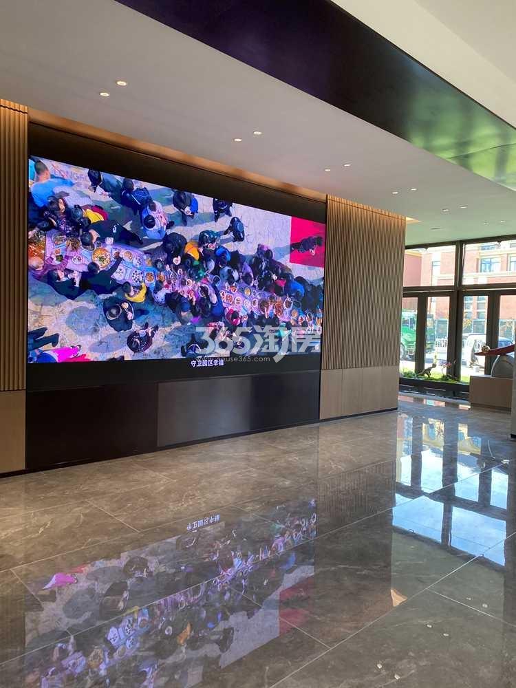 龙湖·粼云上府售楼处实景（2021.11.17摄）