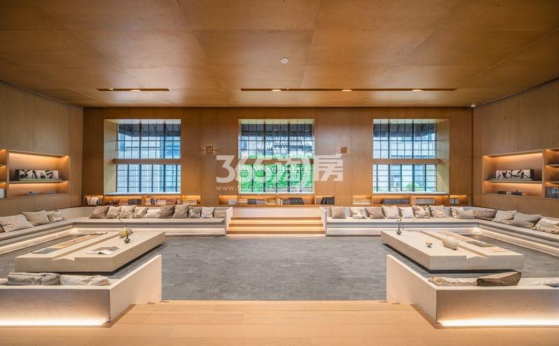 西水东·檀宫售楼处实景图（2021.9.18 摄）