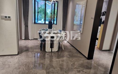 奥园东璟里99㎡样板间餐厅