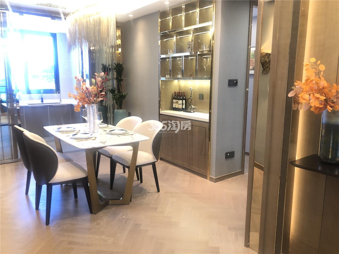 明阅府A“阅岚”户型140㎡样板间餐厅(升级装修)_南京天华明阅府_南京新房网_365淘房