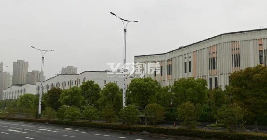 建发悦江南周边学校配套