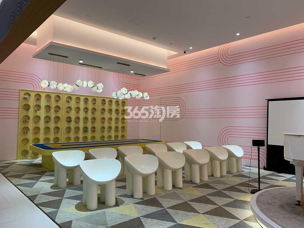 建发泊月湾示范区实景（2021.3.24摄）