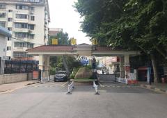 富丽山庄3室2厅1卫112平方米