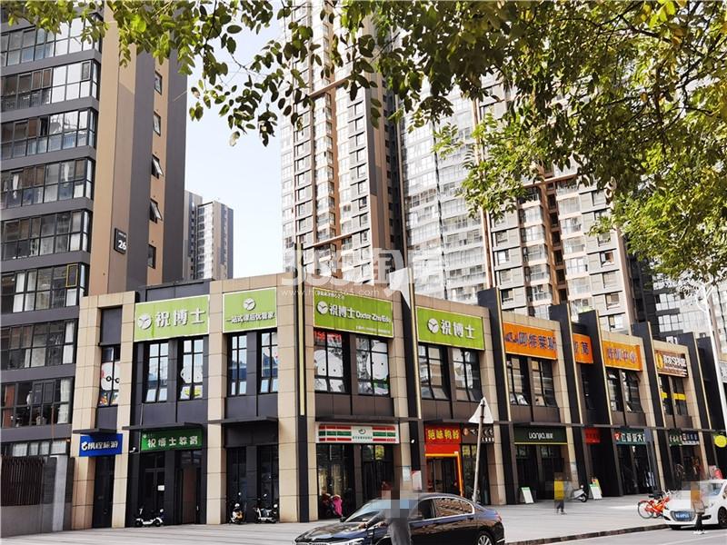 御锦城社区商业实景图（2020.11.26）